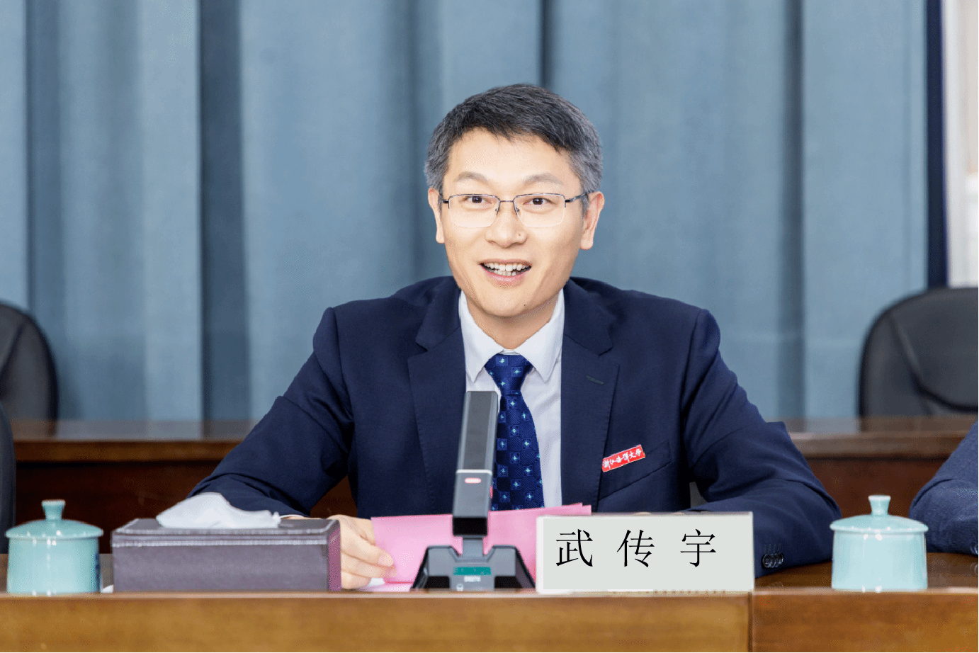 51棋牌平台